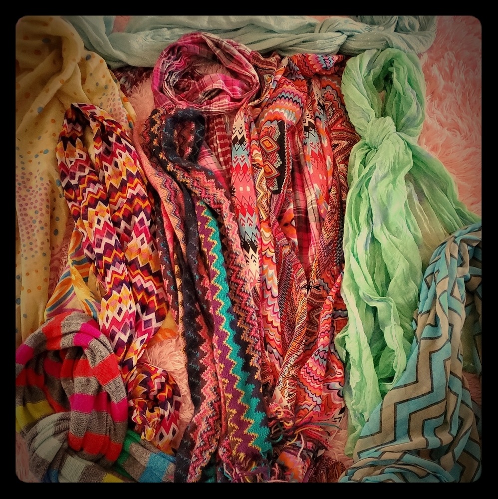 Different style scarf bundle